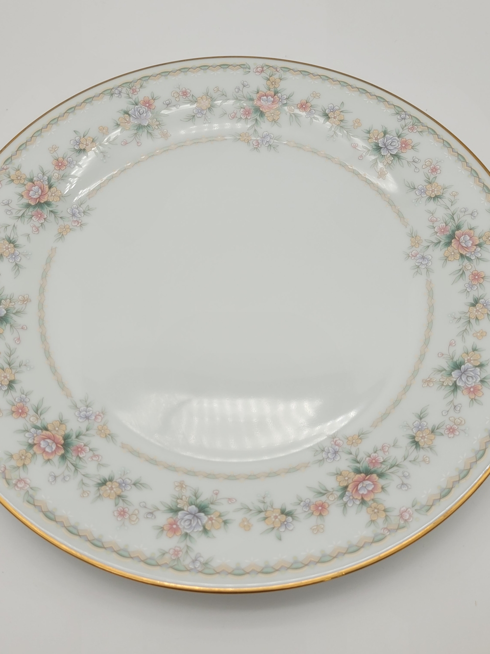 Noritake 3016 White Dinner Plate with Pastel Floral Border and Gold Trim